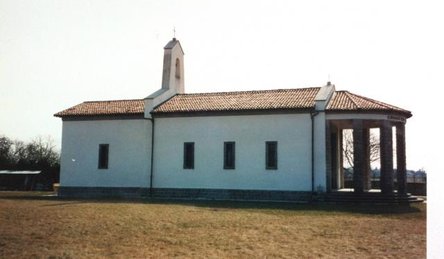 1993_Exterior_East.jpg