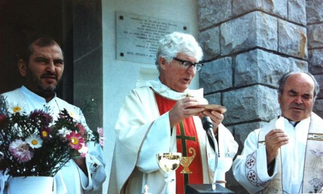 1993_Mass_47.jpg